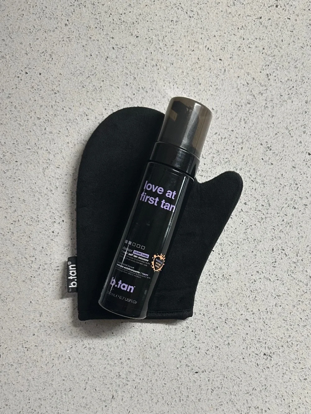 B.tan Love At First Tan self tan mousse with Mitt